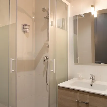 Lille City Hotel Lila