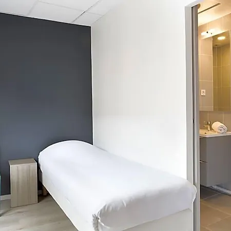 Lille City Hotel 3* Lila
