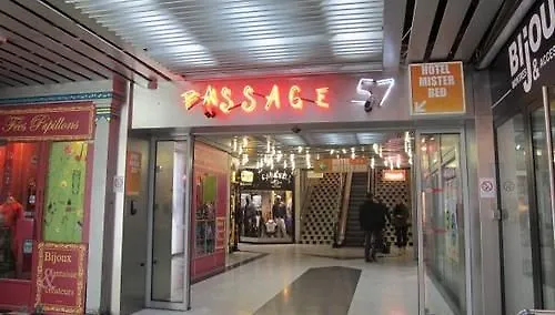 מלון Lille City Hotel 3*